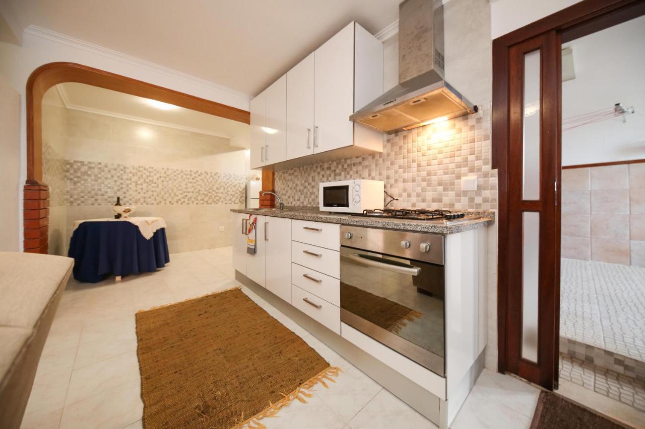 Casa Da Tia Laura Apartment Nazare Luaran gambar