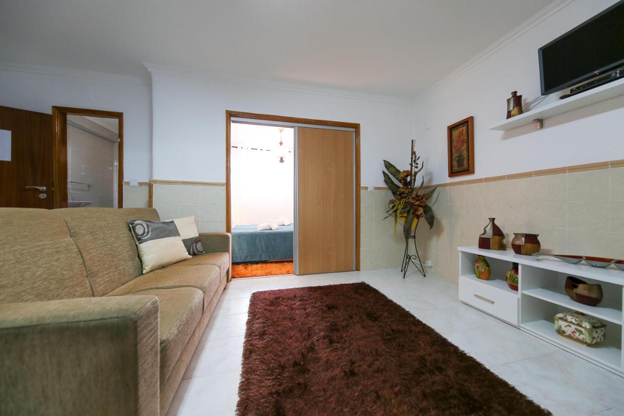 Casa Da Tia Laura Apartment Nazare Luaran gambar